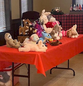 table with bears